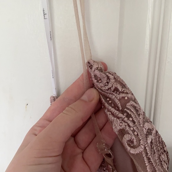 PROM DRESS - Picture 8 of 10